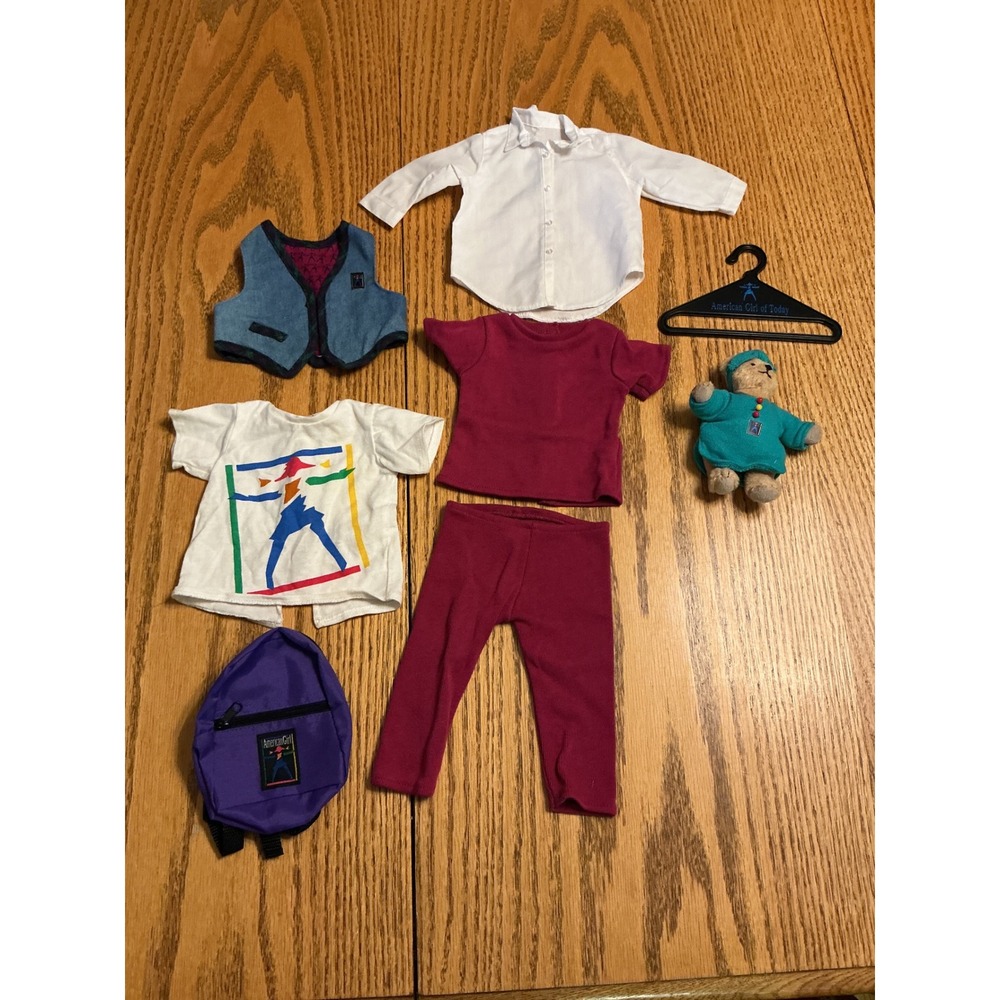 American Girl of Today Mix and match meet Outfit teddy bear
Shirt Leggings Vest